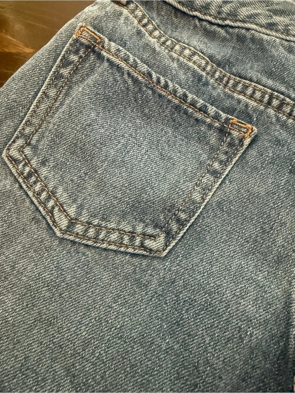 Old Navy High Waisted Light Blue Denim Frayed Hem Jean Shorts, size 8